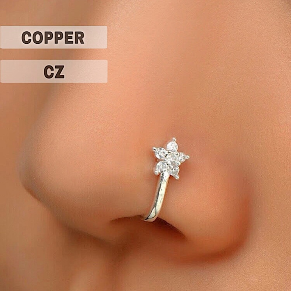 ⚜️𝟯𝟬%𝗢𝗙𝗙 𝗯𝘂𝗻𝗱𝗹𝗲𝘀 𝟯+⚜️ NEW CZ Flower Fake Nose Ring
